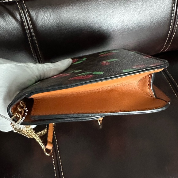 NEW Cherry  Brown Crossbody Bag - Picture 5 of 13